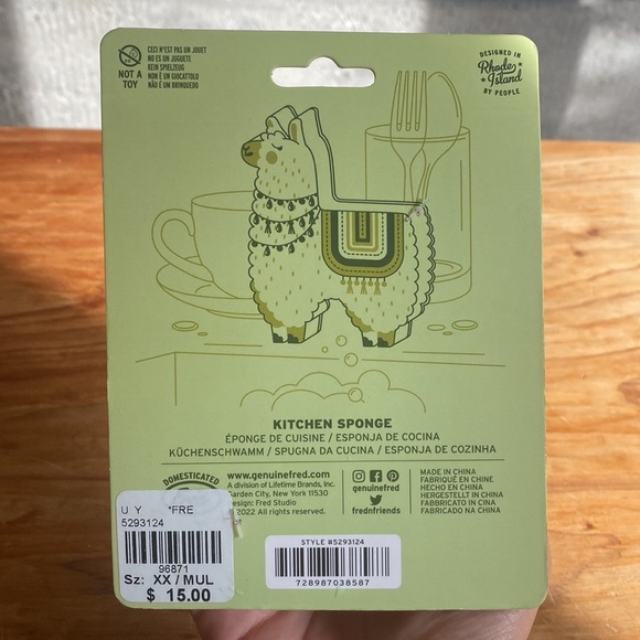 Fred Llama Sponge - Picture 2 of 3